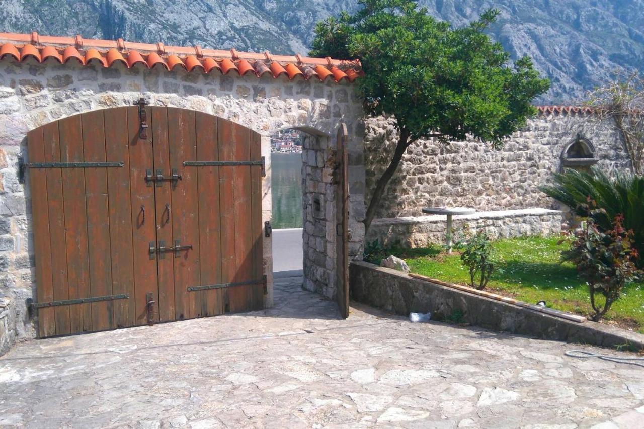 Mediterranean Holiday House & Apartments Kotor Zewnętrze zdjęcie