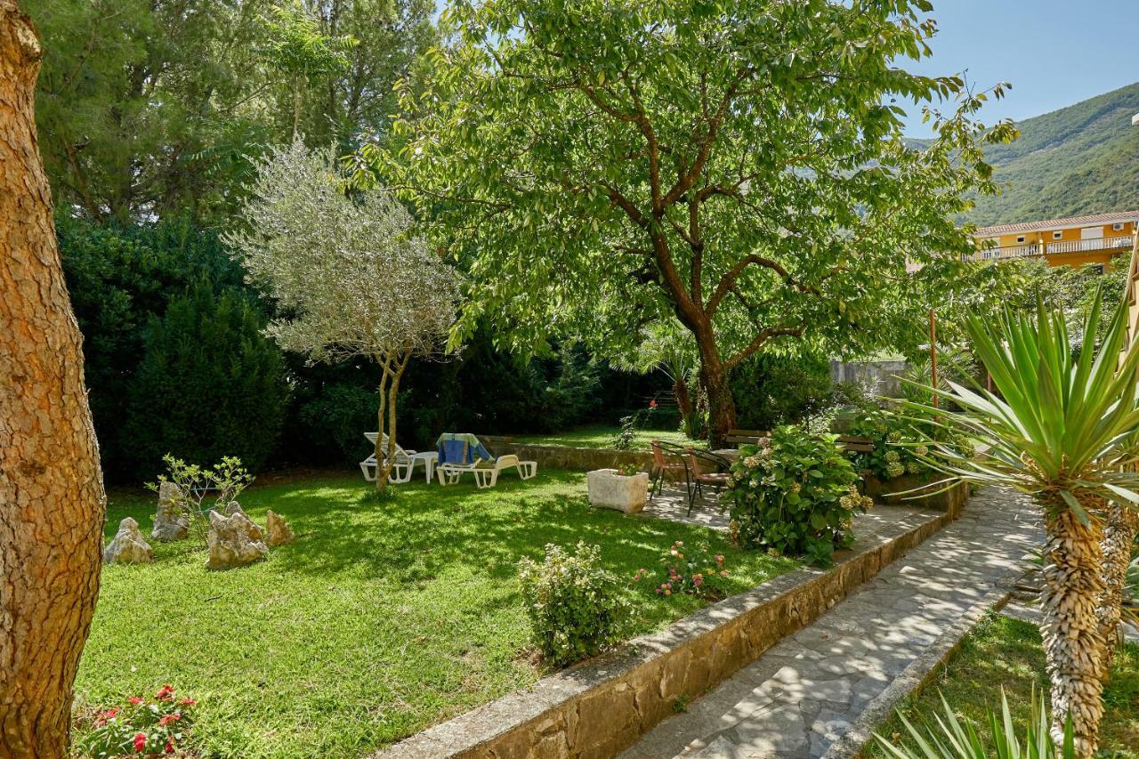 Mediterranean Holiday House & Apartments Kotor Zewnętrze zdjęcie